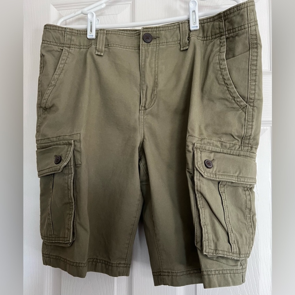 Men’s Cargo Shorts Olive Color Urban Pipeline SZ 36